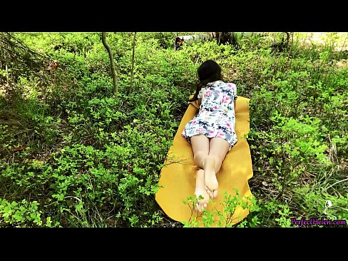 ❤️ Stranger on Tinder es masturba el meu cony i es folla apassionadament al bosc ❤️❌ Vídeo porno a nosaltres ❌️❤